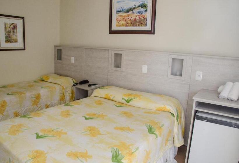 4인용 스탠다드 룸, Dona Adelia Hotel E Restaurante