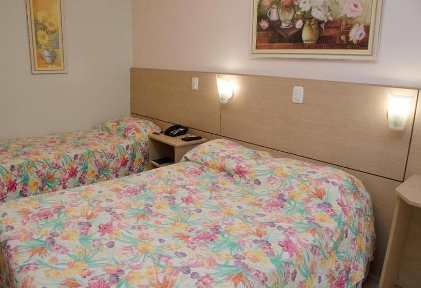 디럭스 룸, Dona Adelia Hotel E Restaurante