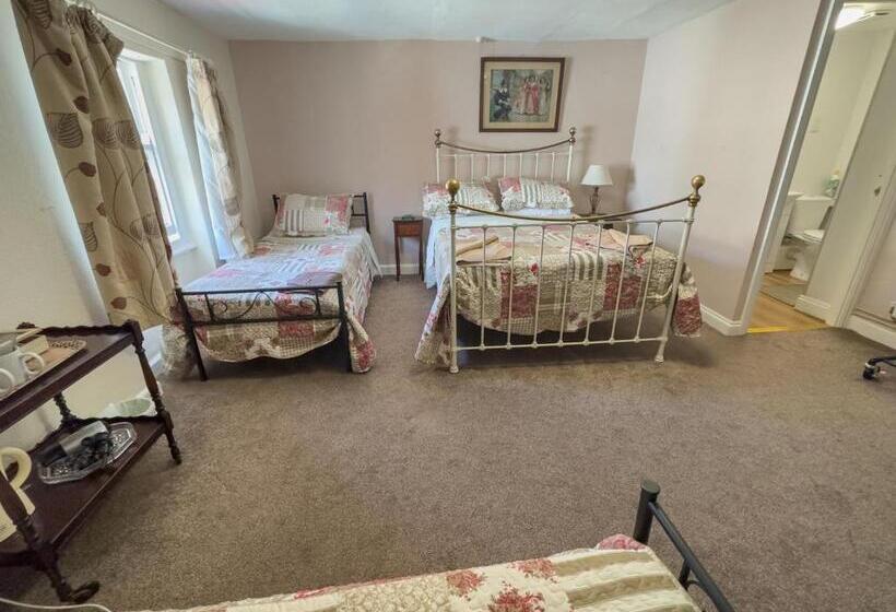 Семейный Номер, The Vintage Inn