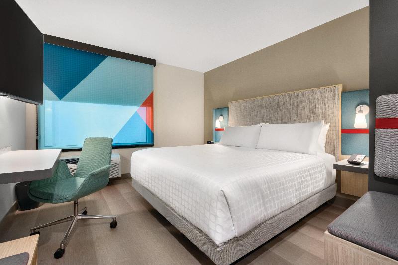 适合残疾人使用的标准间, Avid Hotel Tulsa South   Medical District