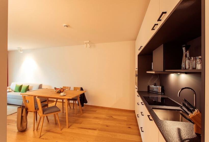 Апартаменты Deluxe 2 Спальни, Allsuite Resort Otztal