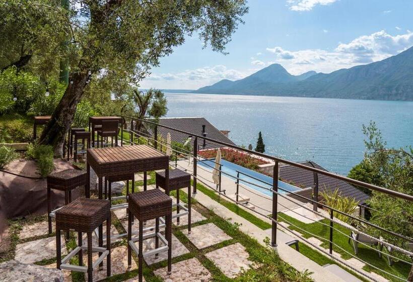 Comfort studio with lake view, Sunset Residence