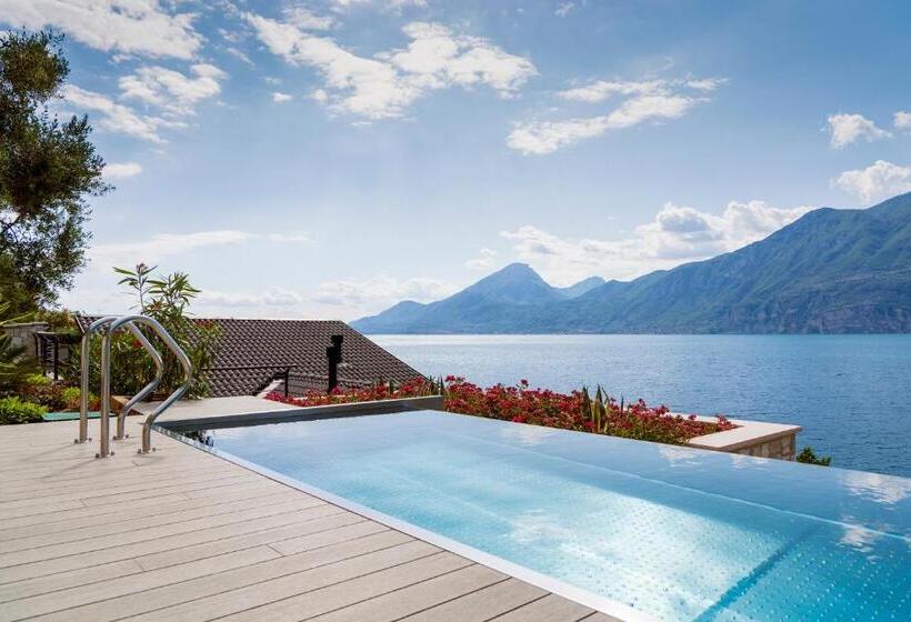 Comfort studio with lake view, Sunset Residence