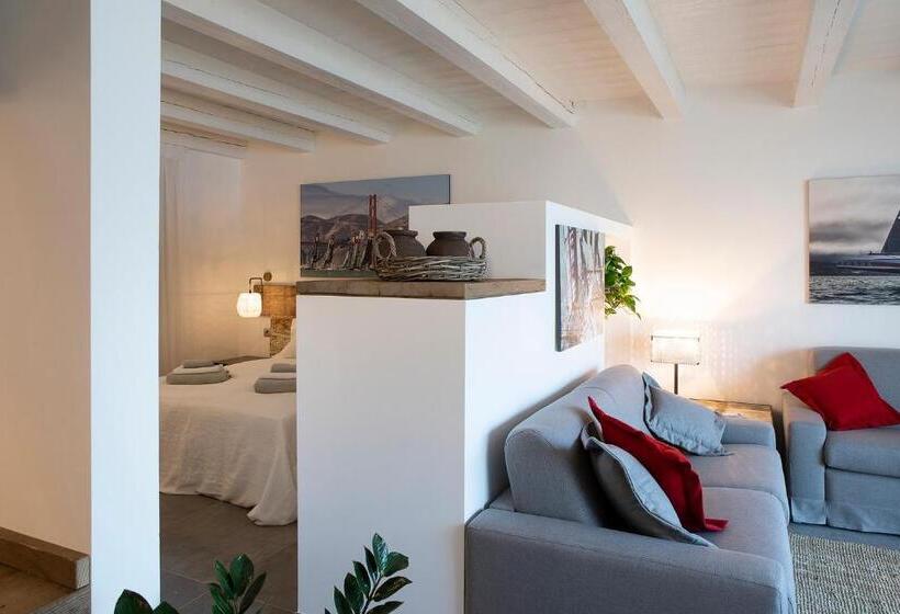 Comfort studio with lake view, Sunset Residence