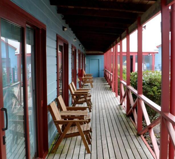 スタンダードルーム, Adventure Lodge And Motels And Tongariro Crossing Track Transport