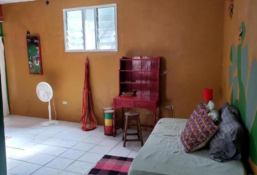 سوییت با چشم‌انداز باغ, Prince Valley Guesthouse