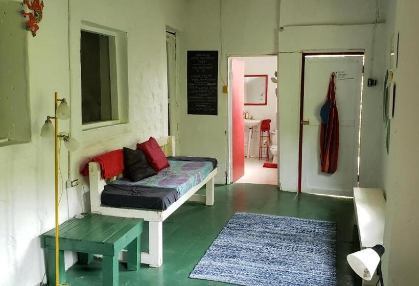 سوییت با چشم‌انداز باغ, Prince Valley Guesthouse