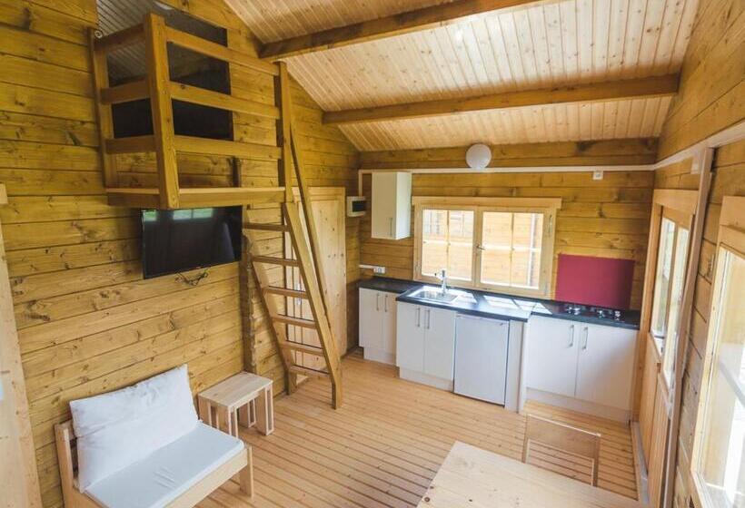 Хижина, Albergue Restaurante De Artieda