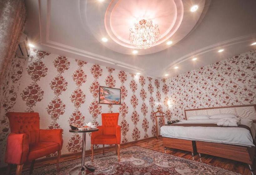 Family Suite, Asmald Palace