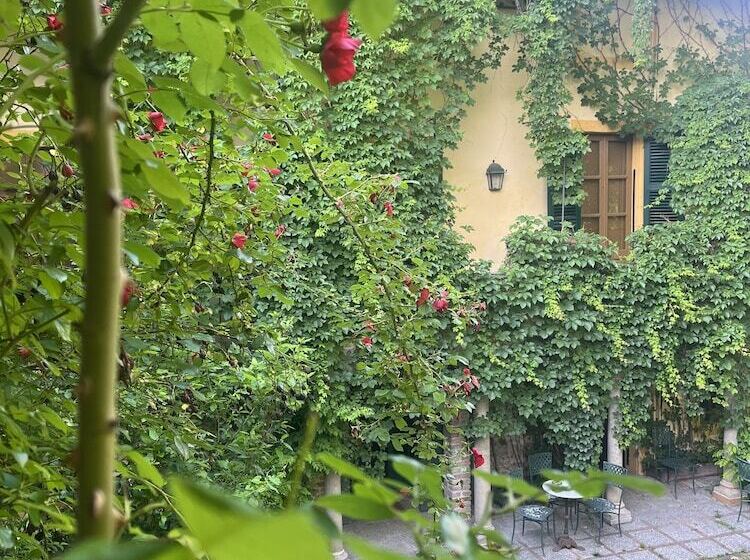 Номер Deluxe, Palazzo Sismonda