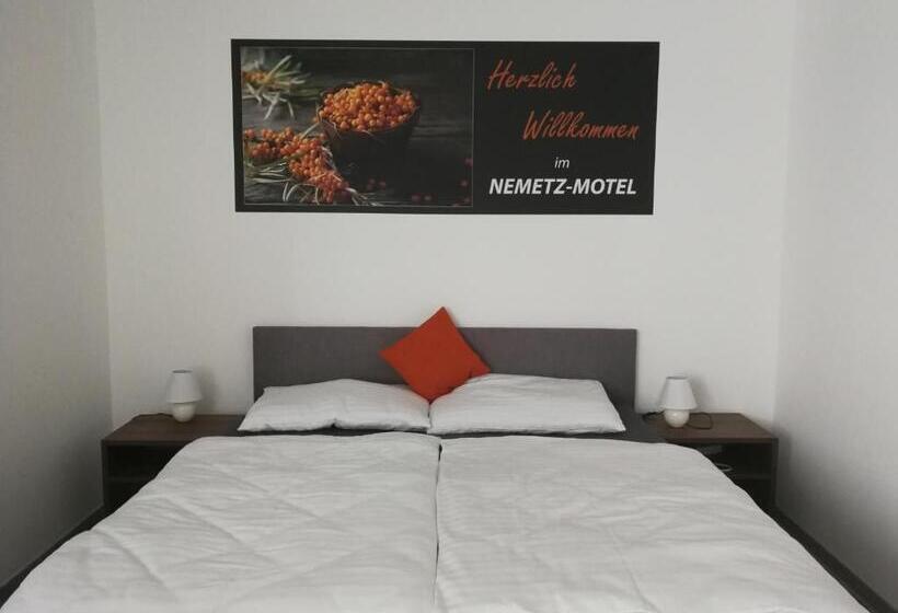スタンダードルーム, Nemetz Motel