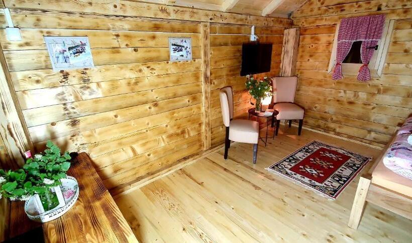 بانگلوی سوپریور, Rafting Centar Rt