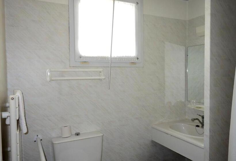 Студия Стандарт, Domaine De Mont Evray