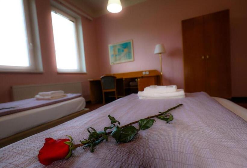 آپارتمان 2 خوابه, Wellness Penzion Kroměříž   Zlobice