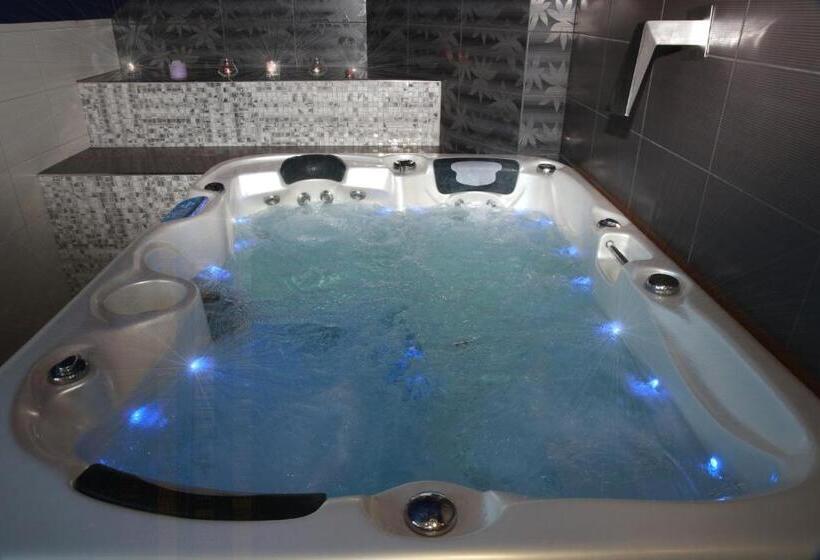 اتاق لوکس, Wellness Penzion Kroměříž   Zlobice