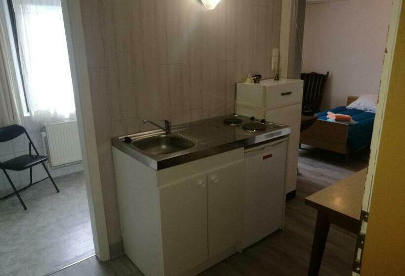 豪华房间, Chez Phil