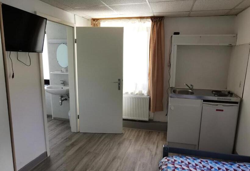 Quarto Estandar Individual, Chez Phil