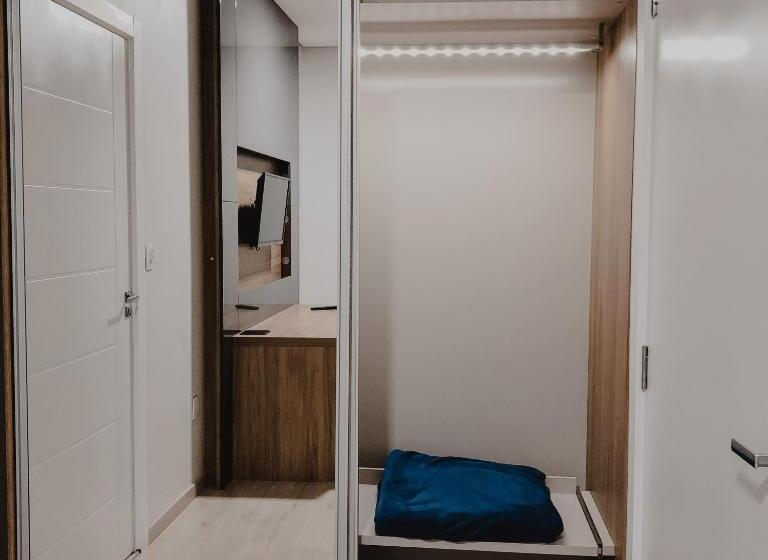 Номер Deluxe, Petri Plaza