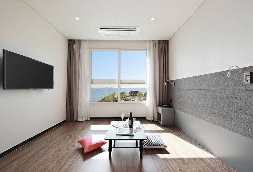 اتاق لوکس با چشم‌انداز دریا, Airsky Hotel Incheon