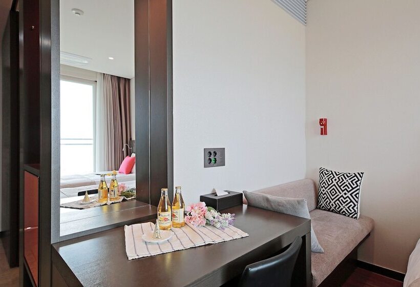 اتاق پرمیوم با چشم‌انداز دریا, Airsky Hotel Incheon