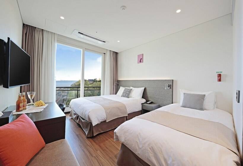 اتاق پرمیوم با چشم‌انداز دریا, Airsky Hotel Incheon