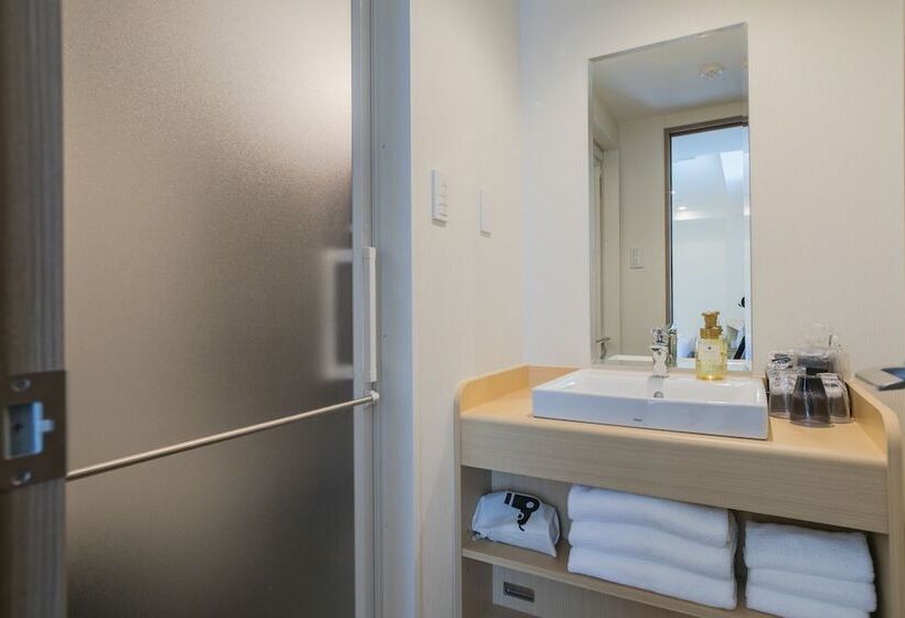 Quarto Triplo Estandar, Henn Na Hotel Kyoto Hachijoguchi
