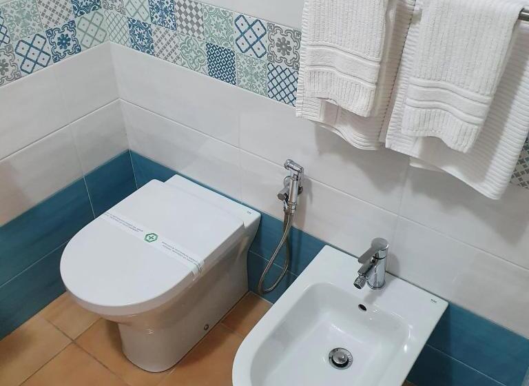 اتاق لوکس با بالکن, Vittoria Guest House Salerno