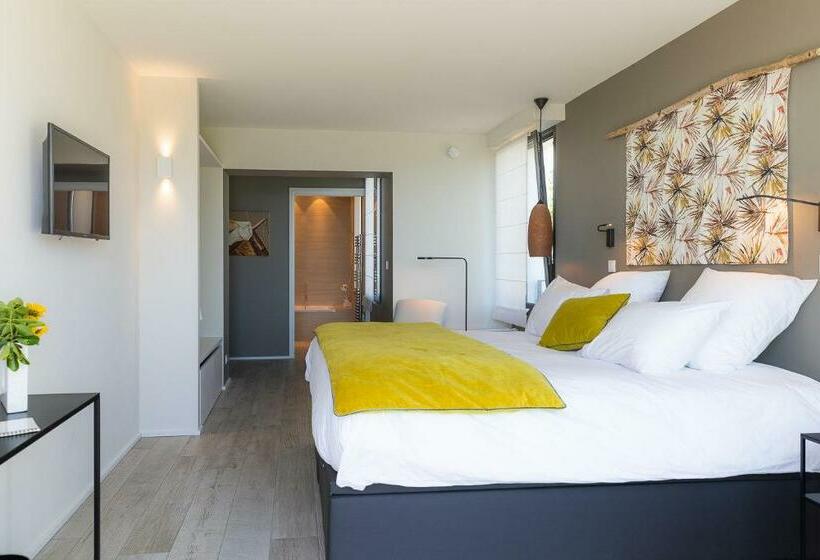 Номер Deluxe Вид на Море, La Villa Du Guern