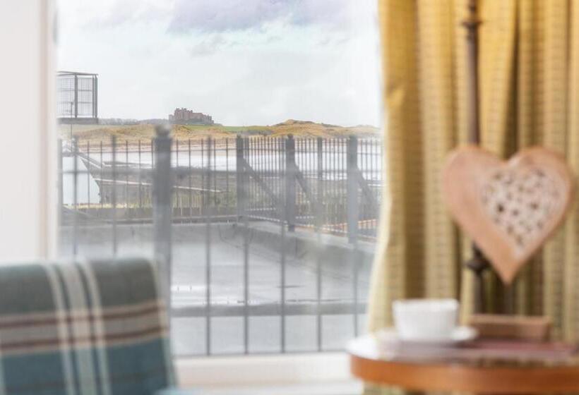 스탠다드 룸 바다 전망, The Bamburgh Castle Inn   The Inn Collection Group