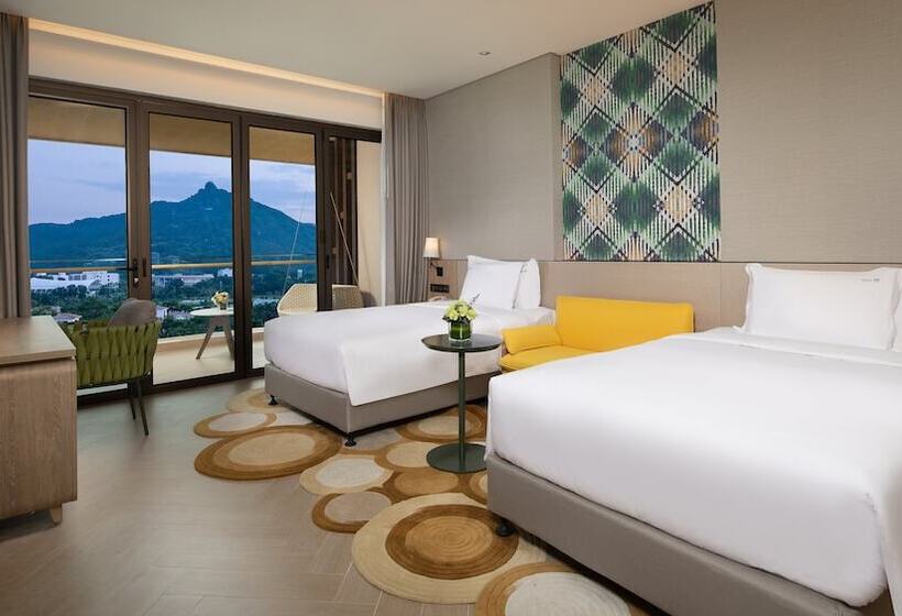 Номер Стандарт, Holiday Inn Resort Qionghai Guantang, An Ihg