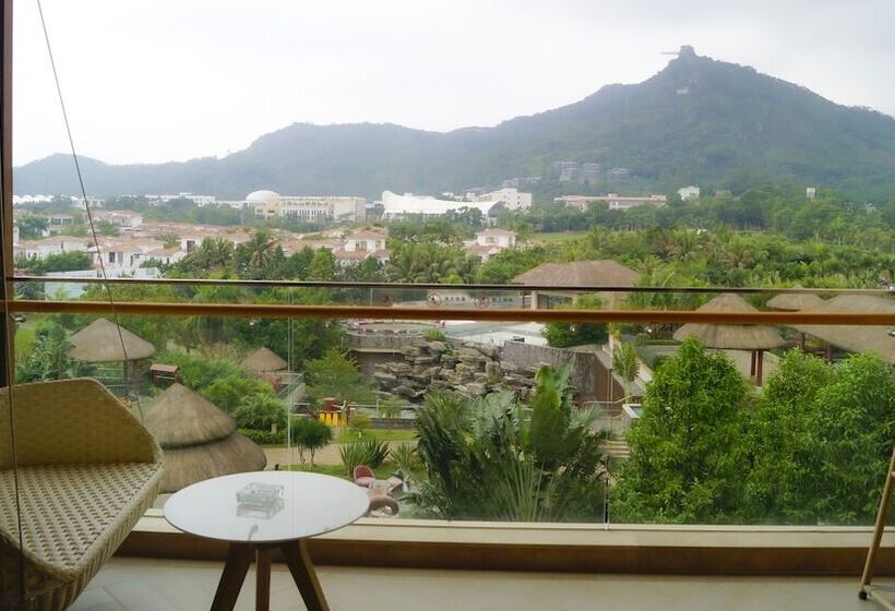 Номер Стандарт, Holiday Inn Resort Qionghai Guantang, An Ihg