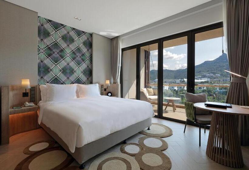 2 Bedrooms Suite Garden View, Holiday Inn Resort Qionghai Guantang, An Ihg
