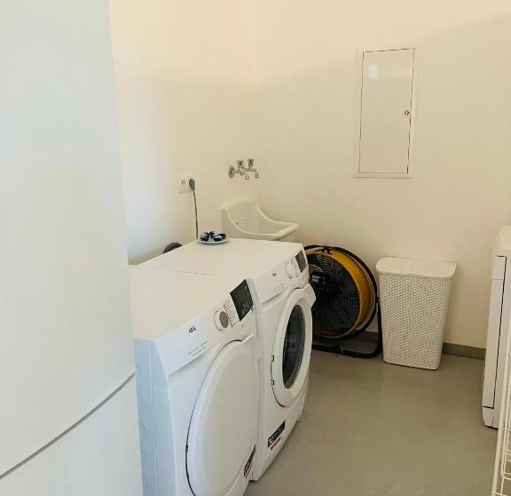 带1个卧室的豪华公寓, Landlord Bij Leuven
