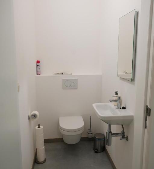 带1个卧室的豪华公寓, Landlord Bij Leuven
