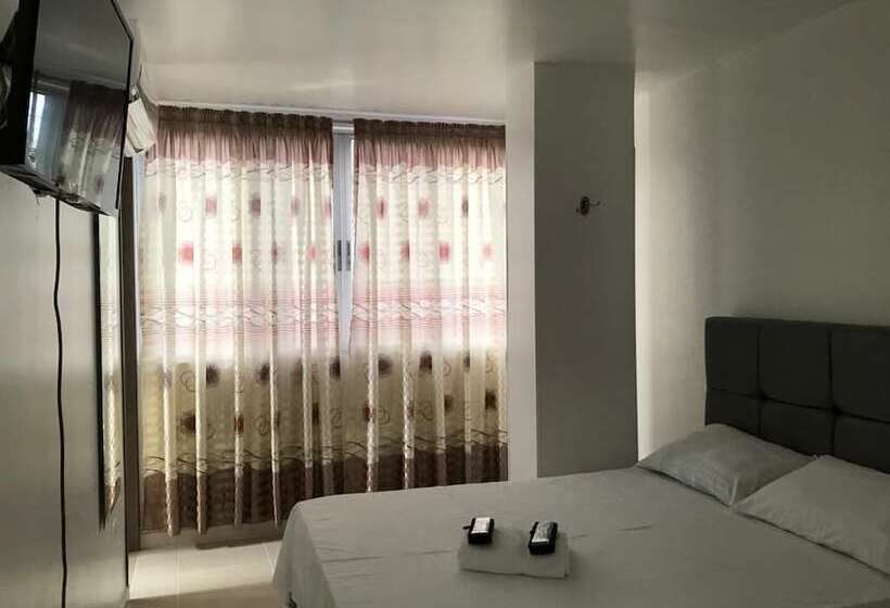 패밀리 룸, Hostal Piedra Del Sol
