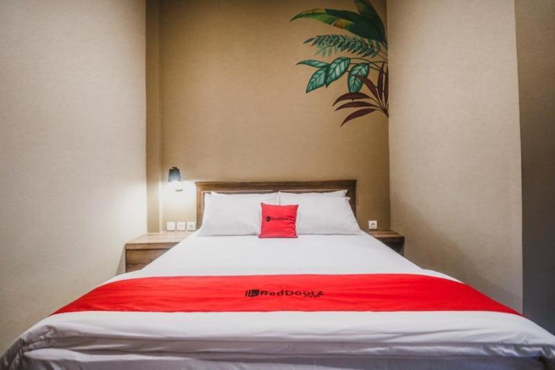 Номер Стандарт, Reddoorz Plus Near Mall Slipi Jaya
