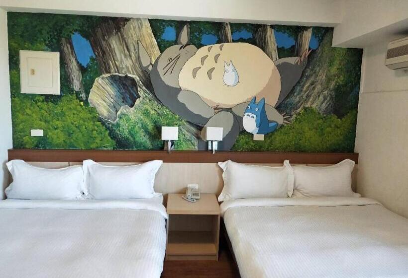 اتاق خانوادگی, Little Paradise Inn
