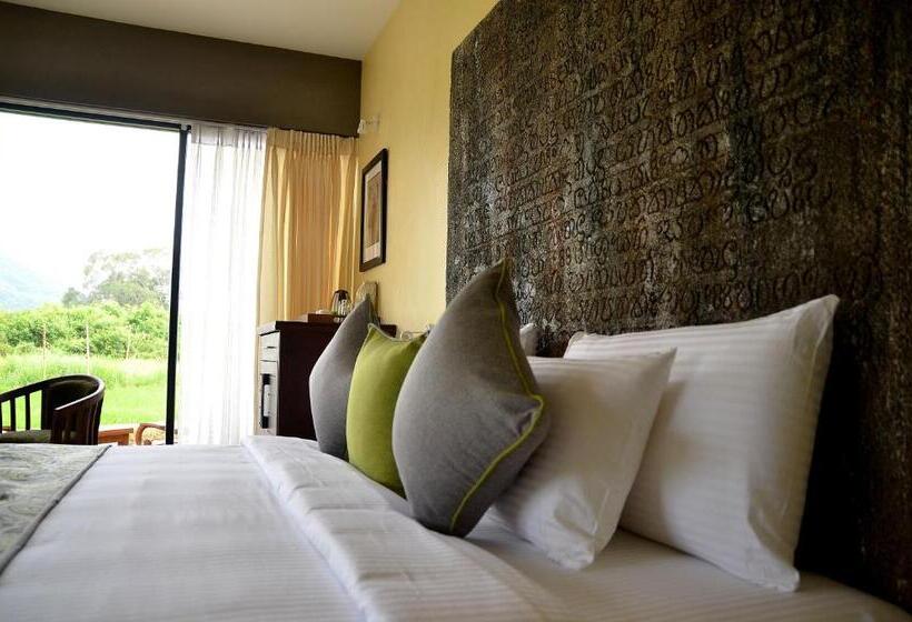 Deluxe Suite King Bed, Sigiriya King S Resort