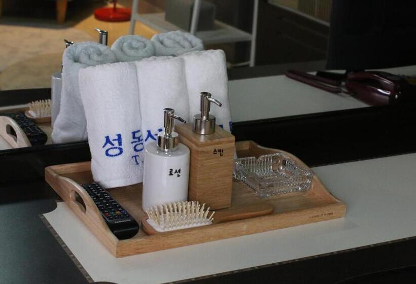 اتاق استاندارد, Seong Dong Jang