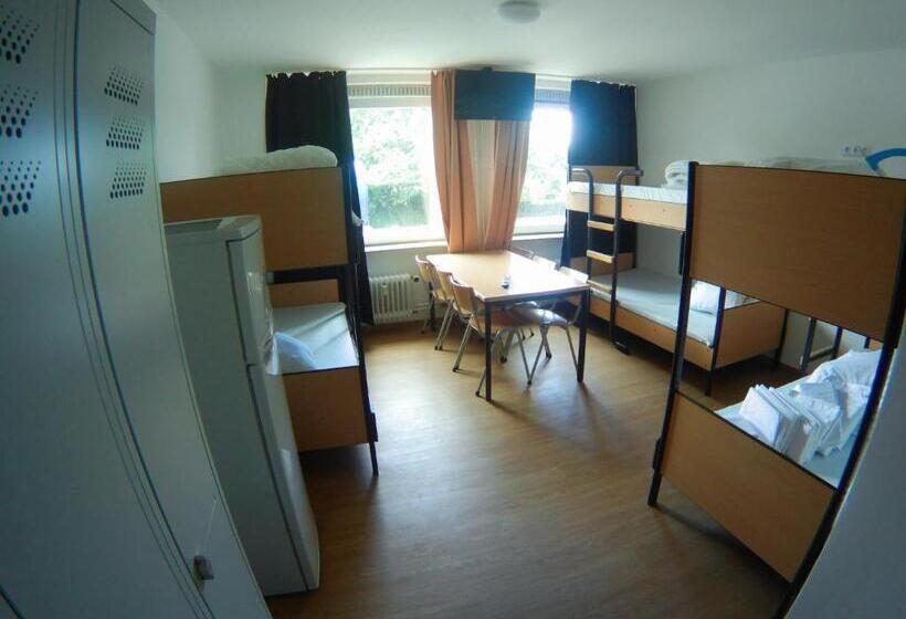 تختخواب در اتاق مشترک, Hostel & Monteurzimmer Bei Hansezimmer