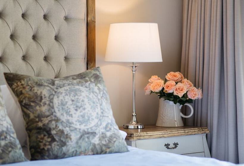 Люкс Повышенной Комфортности, Simonzicht Guest House