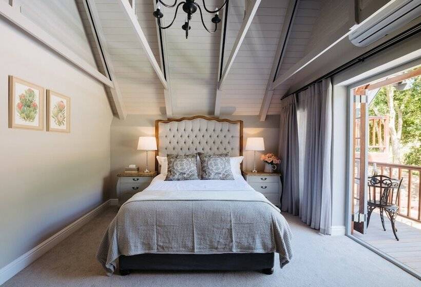 Люкс Повышенной Комфортности, Simonzicht Guest House