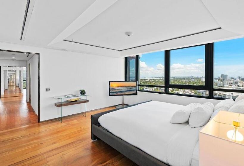 带4个卧室的公寓, Oceanview Private Condo At The Setai  1705