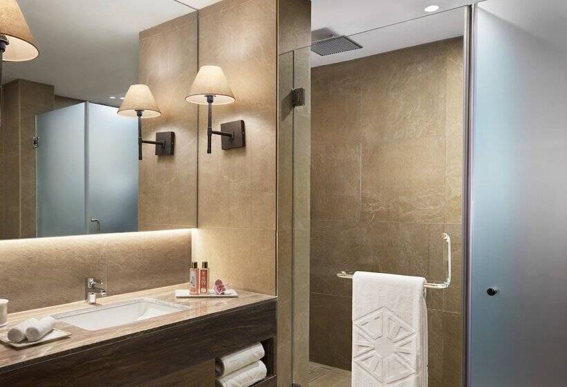 Quarto Deluxe com Vistas, Taj Aravali Resort & Spa Udaipur