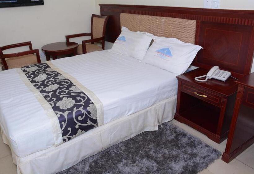 اتاق سوپریور, Kilimanjaro Inn Kampala