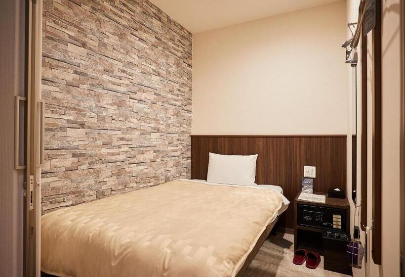 اتاق استاندارد یک تخته با سرویس بهداشتی مشترک, Grand Cabin Hotel Naha Oroku