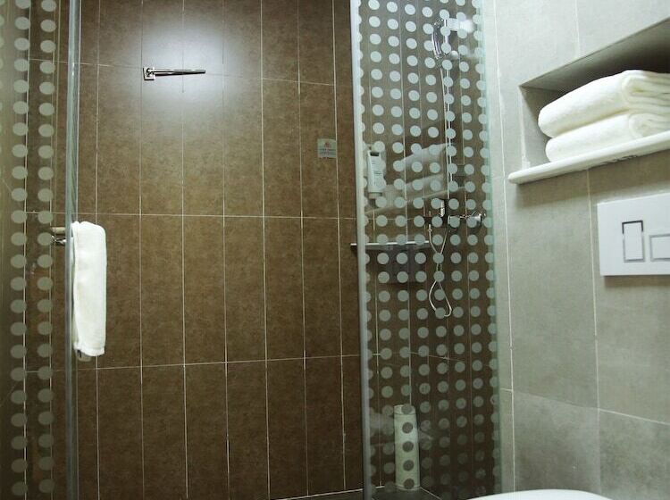 Номер Стандарт, Ibis Haikou Injoy Plaza