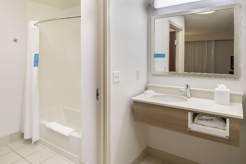 标准间, Staybridge Suites Montgomery   Downtown, An Ihg