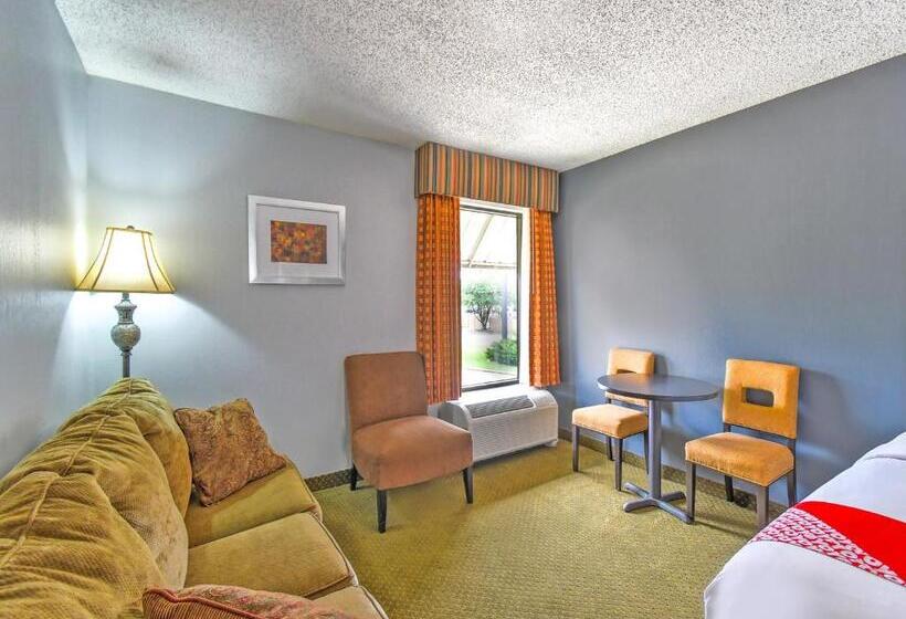 Люкс 2 Спальни, Oyo Hotel Texarkana Trinity Ar