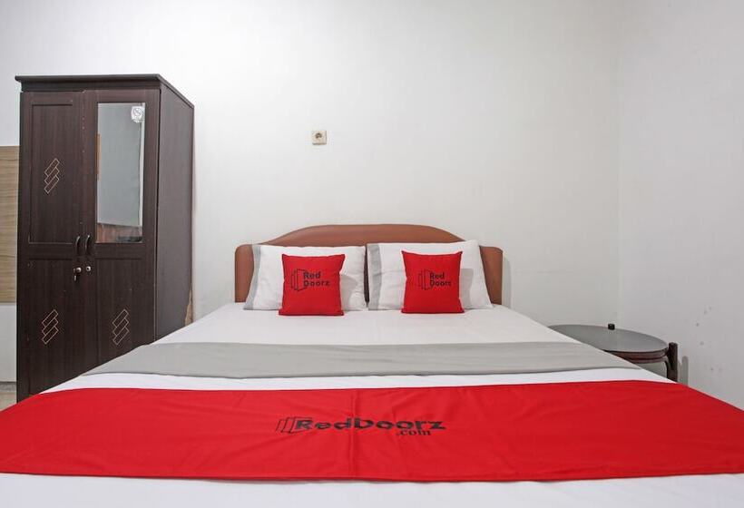 Номер Стандарт, Reddoorz @ Soekarno Hatta 2